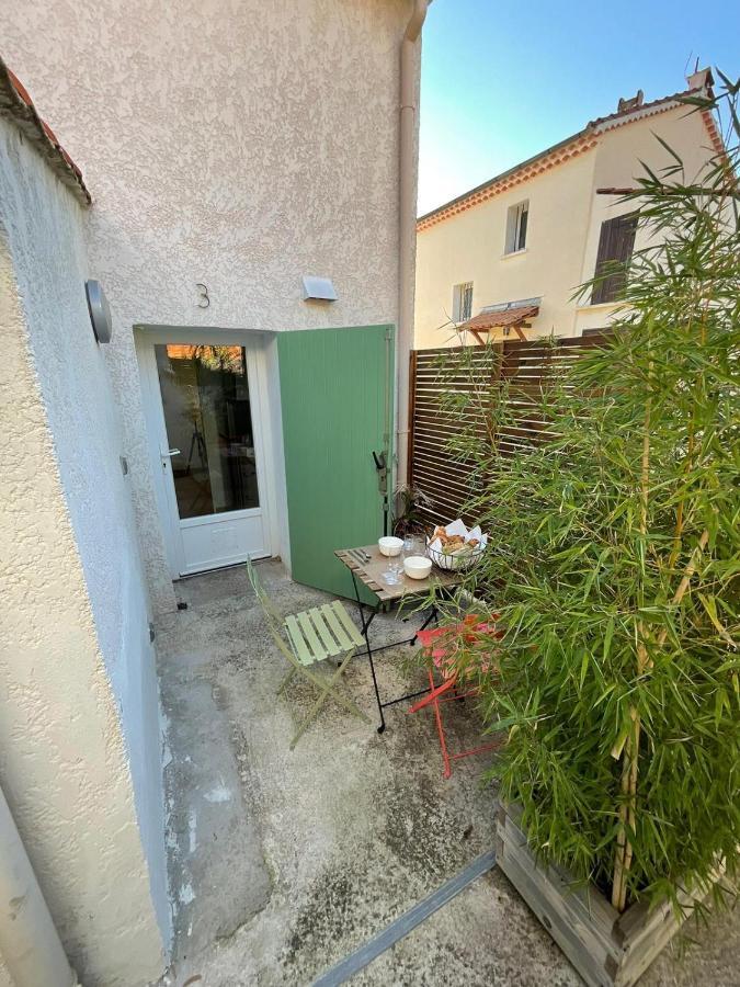 Studio vallon d'Azur à Carqueiranne Extérieur photo